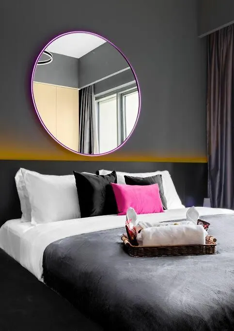 Apartment Glow Sky Suite Trendy 1Br- Dubai Mall Access By Maxx Value Homes
