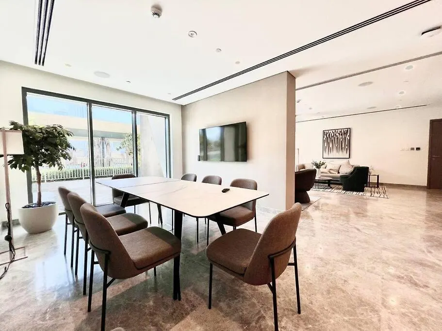 Glow Sky Suite Trendy 1Br- Dubai Mall Access By Maxx Value Homes 0*,